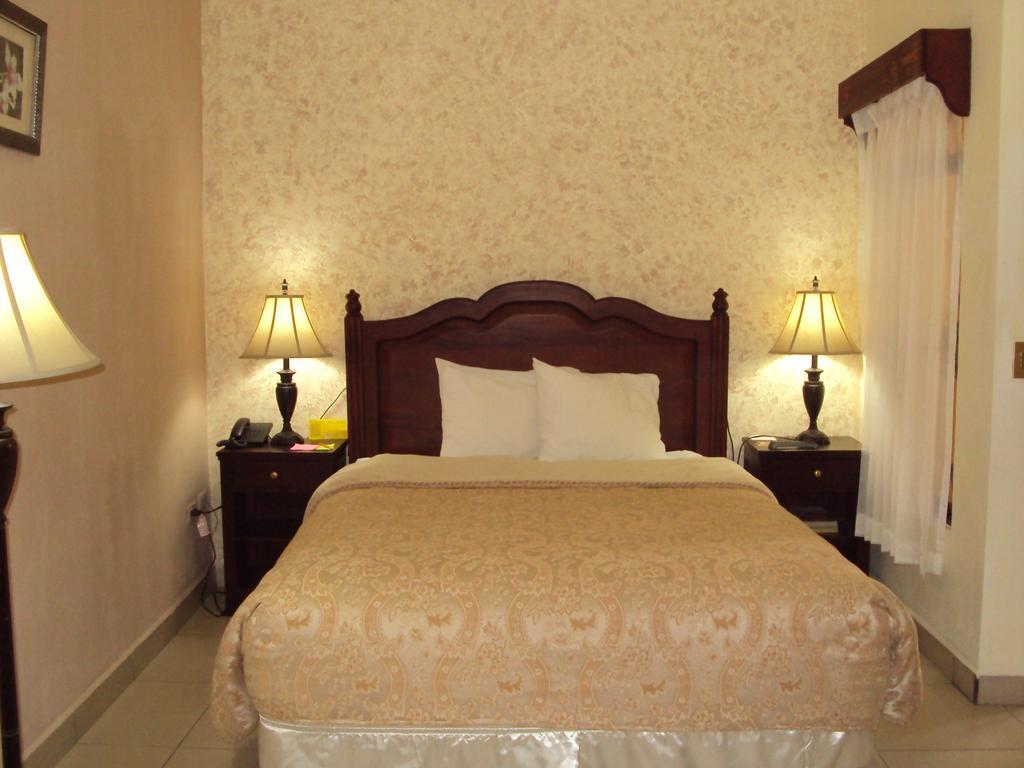 Hotel Aloha Managua Habitación foto